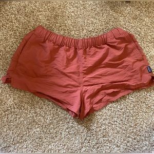 Patagonia baggies-L-red